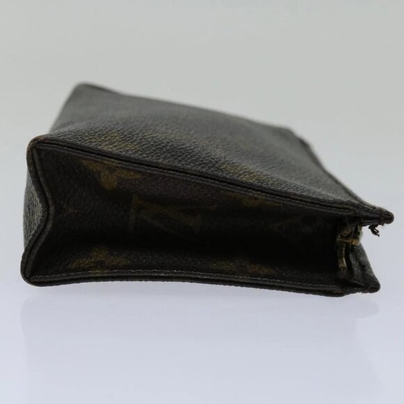 LOUIS VUITTON Monogram Poche Toilette 15 Pouch M47546 LV Auth 70051 - Picture 5 of 16